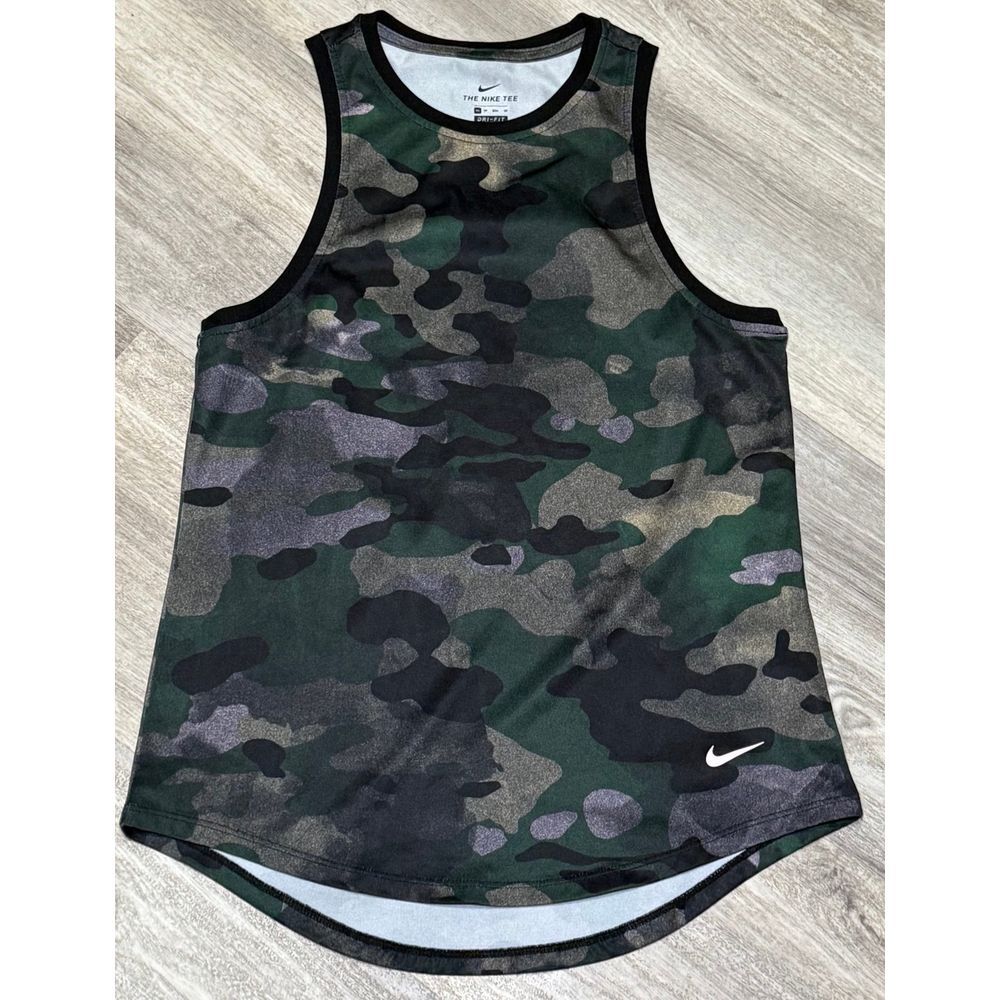 Nike dri-fit XS camo active tank